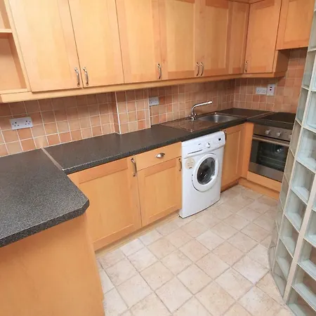 Walk Everywhere To All Attractions Apartment